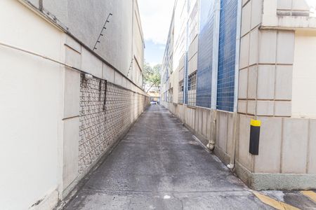 Garagem de apartamento à venda com 3 quartos, 119m² em Santa Efigênia, Belo Horizonte
