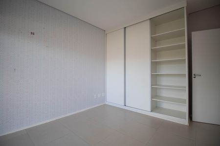 Suíte 3 de casa de condomínio à venda com 4 quartos, 485m² em Condomínio Quintas do Sol, Brasília