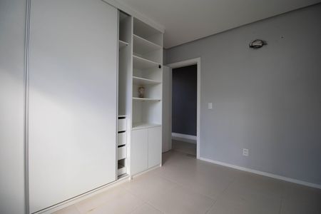 Casa de condomínio para alugar com 485m², 4 quartos e 3 vagas Casa de condomínio para alugar com 485m², 4 quartos e 3 vagasSuíte 1