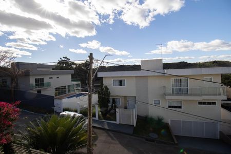 Casa de condomínio para alugar com 485m², 4 quartos e 3 vagas Casa de condomínio para alugar com 485m², 4 quartos e 3 vagasVista da Suíte Master