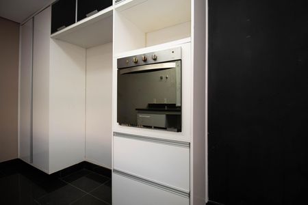 Casa de condomínio para alugar com 485m², 4 quartos e 3 vagas Casa de condomínio para alugar com 485m², 4 quartos e 3 vagasCozinha