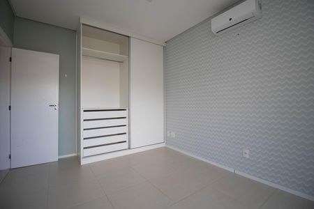 Casa de condomínio para alugar com 485m², 4 quartos e 3 vagas Casa de condomínio para alugar com 485m², 4 quartos e 3 vagasSuíte 2
