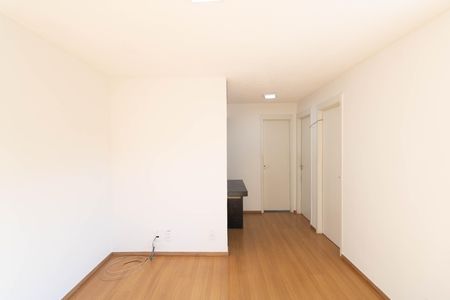 Sala de apartamento para alugar com 2 quartos, 44m² em Campo Grande, Rio de Janeiro
