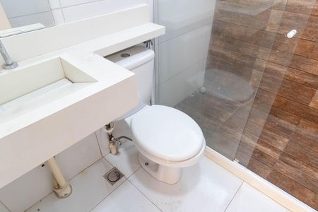 Banheiro de apartamento para alugar com 2 quartos, 44m² em Campo Grande, Rio de Janeiro
