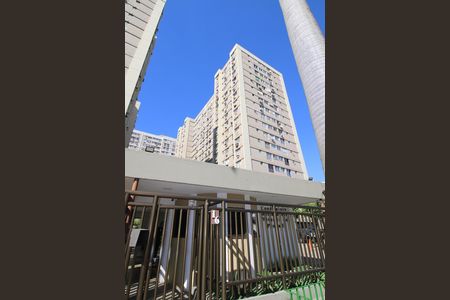 Apartamento para alugar com 55m², 2 quartos e 1 vagaFachada