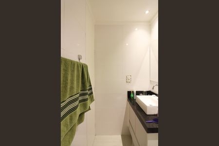 Apartamento à venda com 97m², 2 quartos e 1 vagaBanheiro Social
