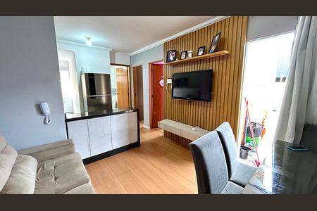 Apartamento para alugar com 42m², 2 quartos e 1 vaga Apartamento para alugar com 42m², 2 quartos e 1 vagaSala
