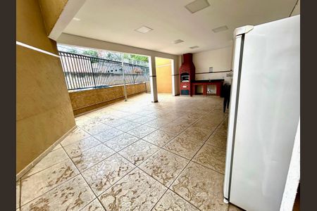 Apartamento para alugar com 42m², 2 quartos e 1 vaga Apartamento para alugar com 42m², 2 quartos e 1 vagaÁrea comum - Salão de festas