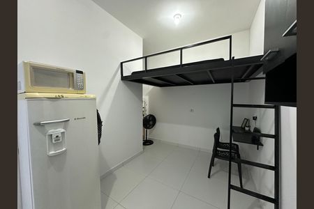 Studio para alugar com 20m², 1 quarto e 1 vaga Studio para alugar com 20m², 1 quarto e 1 vagaKitnet