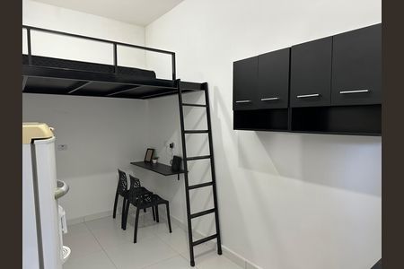 Studio para alugar com 20m², 1 quarto e 1 vaga Studio para alugar com 20m², 1 quarto e 1 vagaKitnet