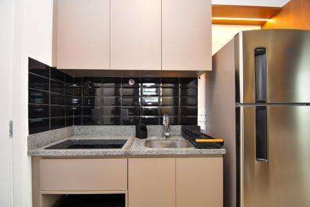 cozinha de kitnet/studio para alugar com 1 quarto, 26m² em Pinheiros, São Paulo
