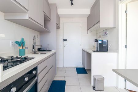 Cozinha de kitnet/studio para alugar com 1 quarto, 30m² em Vila das Belezas, São Paulo