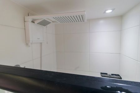 Suíte - Banheiro de kitnet/studio para alugar com 1 quarto, 30m² em Vila das Belezas, São Paulo