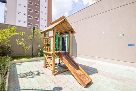 Casa de condomínio à venda com 93m², 2 quartos e 2 vagas Casa de condomínio à venda com 93m², 2 quartos e 2 vagasÁrea comum - Playground