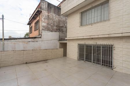 Casa à venda com 320m², 3 quartos e 4 vagasVaranda 