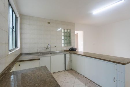 Casa à venda com 320m², 3 quartos e 4 vagasCozinha 
