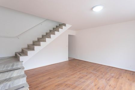 Casa à venda com 320m², 3 quartos e 4 vagasSala 