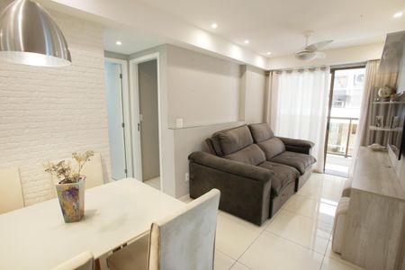 Apartamento à venda com 60m², 2 quartos e 1 vagaSala