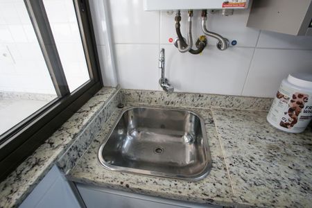Apartamento à venda com 60m², 2 quartos e 1 vagaÁrea de Serviço