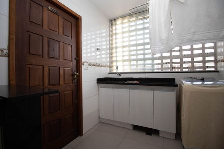 Apartamento para alugar com 115m², 3 quartos e 1 vagaCozinha e Área de Serviço