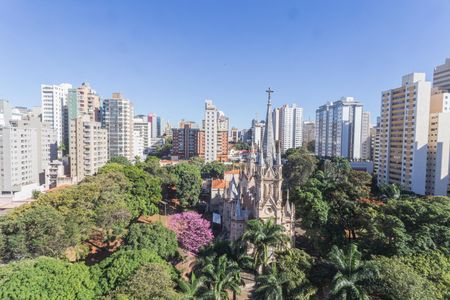 Vista da Suíte 1 de apartamento para alugar com 2 quartos, 77m² em Funcionários, Belo Horizonte