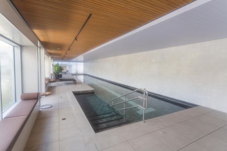 Apartamento para alugar com 77m², 2 quartos e 2 vagas Apartamento para alugar com 77m², 2 quartos e 2 vagasÁrea comum - Piscina 1