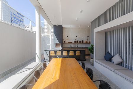 Apartamento para alugar com 77m², 2 quartos e 2 vagas Apartamento para alugar com 77m², 2 quartos e 2 vagasÁrea comum - Churrasqueira