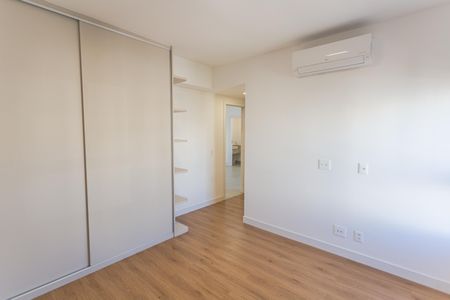 Apartamento para alugar com 77m², 2 quartos e 2 vagas Apartamento para alugar com 77m², 2 quartos e 2 vagasSuíte 2