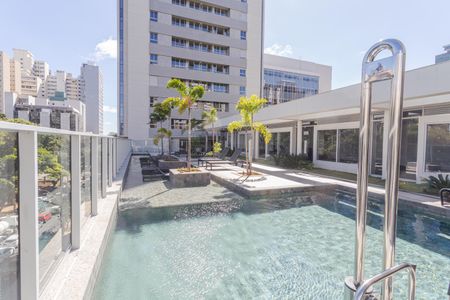 Apartamento para alugar com 77m², 2 quartos e 2 vagas Apartamento para alugar com 77m², 2 quartos e 2 vagasÁrea comum - Piscina 2