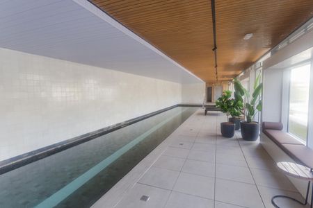Área comum - Piscina 1 de apartamento para alugar com 2 quartos, 77m² em Funcionários, Belo Horizonte