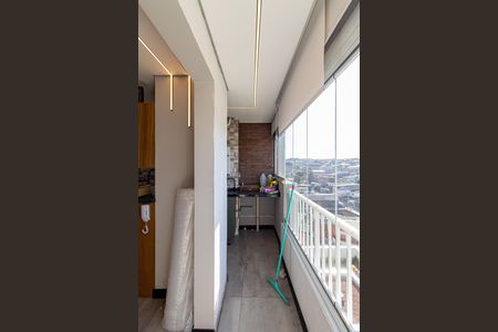 Apartamento para alugar com 43m², 2 quartos e 1 vaga Apartamento para alugar com 43m², 2 quartos e 1 vagaÁrea de Serviço e Varanda