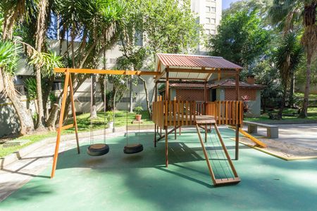 Apartamento para alugar com 58m², 2 quartos e 1 vaga Apartamento para alugar com 58m², 2 quartos e 1 vagaÁrea comum - Playground