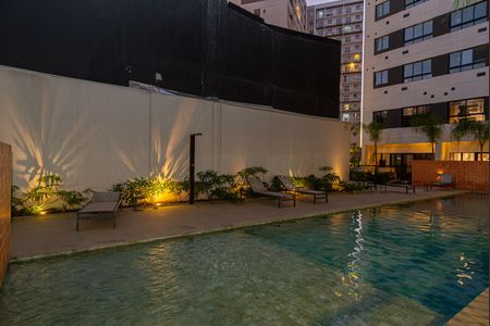 Apartamento à venda com 67m², 2 quartos e 1 vaga Apartamento à venda com 67m², 2 quartos e 1 vagaÁrea comum - Piscina