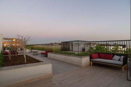 Apartamento à venda com 67m², 2 quartos e 1 vaga Apartamento à venda com 67m², 2 quartos e 1 vagaÁrea comum - Rooftop