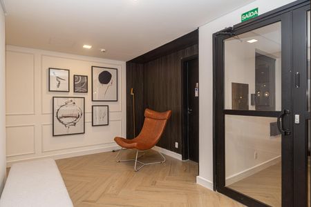 Apartamento à venda com 67m², 2 quartos e 1 vaga Apartamento à venda com 67m², 2 quartos e 1 vagaÁrea comum - Hall Social