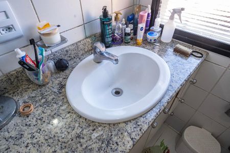 Banheiro de apartamento para alugar com 2 quartos, 45m² em Pompeia, São Paulo