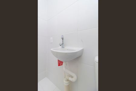 Apartamento para alugar com 32m², 2 quartos e sem vaga Apartamento para alugar com 32m², 2 quartos e sem vagaBanheiro