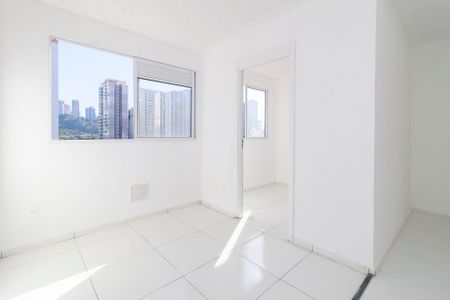 Apartamento para alugar com 32m², 2 quartos e sem vaga Apartamento para alugar com 32m², 2 quartos e sem vagaSala