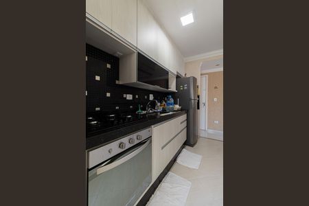 Casa à venda com 48m², 2 quartos e 1 vaga Casa à venda com 48m², 2 quartos e 1 vagaCozinha e Área de Serviço