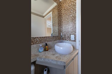 Banheiro de casa à venda com 2 quartos, 48m² em Jardim Matarazzo, São Paulo