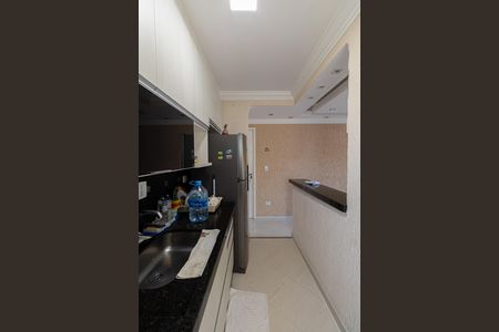 Casa à venda com 48m², 2 quartos e 1 vaga Casa à venda com 48m², 2 quartos e 1 vagaCozinha e Área de Serviço