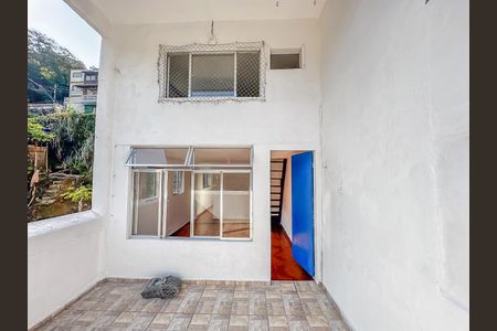 Apartamento para alugar com 54m², 2 quartos e sem vaga