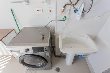 Apartamento para alugar com 73m², 2 quartos e 1 vaga Apartamento para alugar com 73m², 2 quartos e 1 vagaÁrea de Serviço