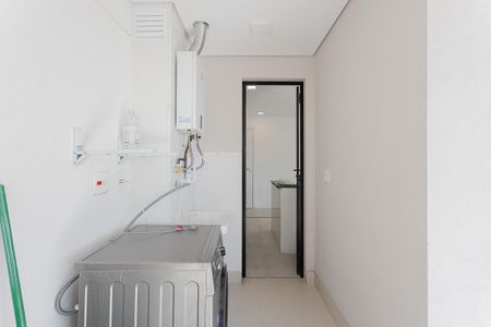 Área de Serviço de apartamento para alugar com 2 quartos, 73m² em Pinheiros, São Paulo