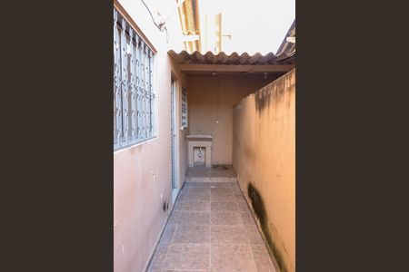 Área de serviço de casa para alugar com 1 quarto, 60m² em Quitaúna, Osasco