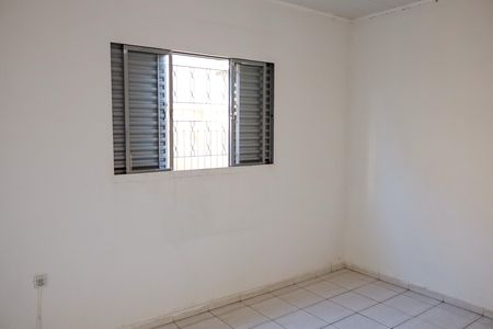 Quarto 1 de casa para alugar com 1 quarto, 60m² em Quitaúna, Osasco