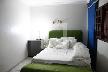 Casa à venda com 560m², 4 quartos e 4 vagas Casa à venda com 560m², 4 quartos e 4 vagasSuíte 02