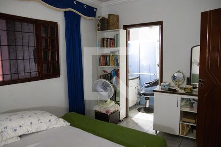 Casa à venda com 560m², 4 quartos e 4 vagas Casa à venda com 560m², 4 quartos e 4 vagasSuíte 02