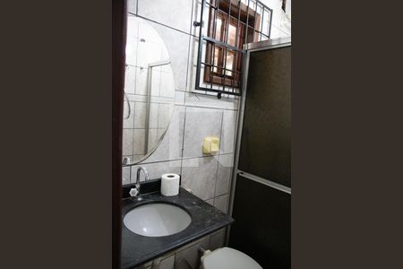 Casa à venda com 560m², 4 quartos e 4 vagas Casa à venda com 560m², 4 quartos e 4 vagasBanheiro 01