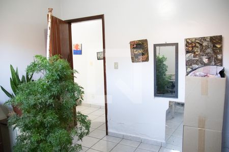 Casa à venda com 560m², 4 quartos e 4 vagas Casa à venda com 560m², 4 quartos e 4 vagasQuarto 01